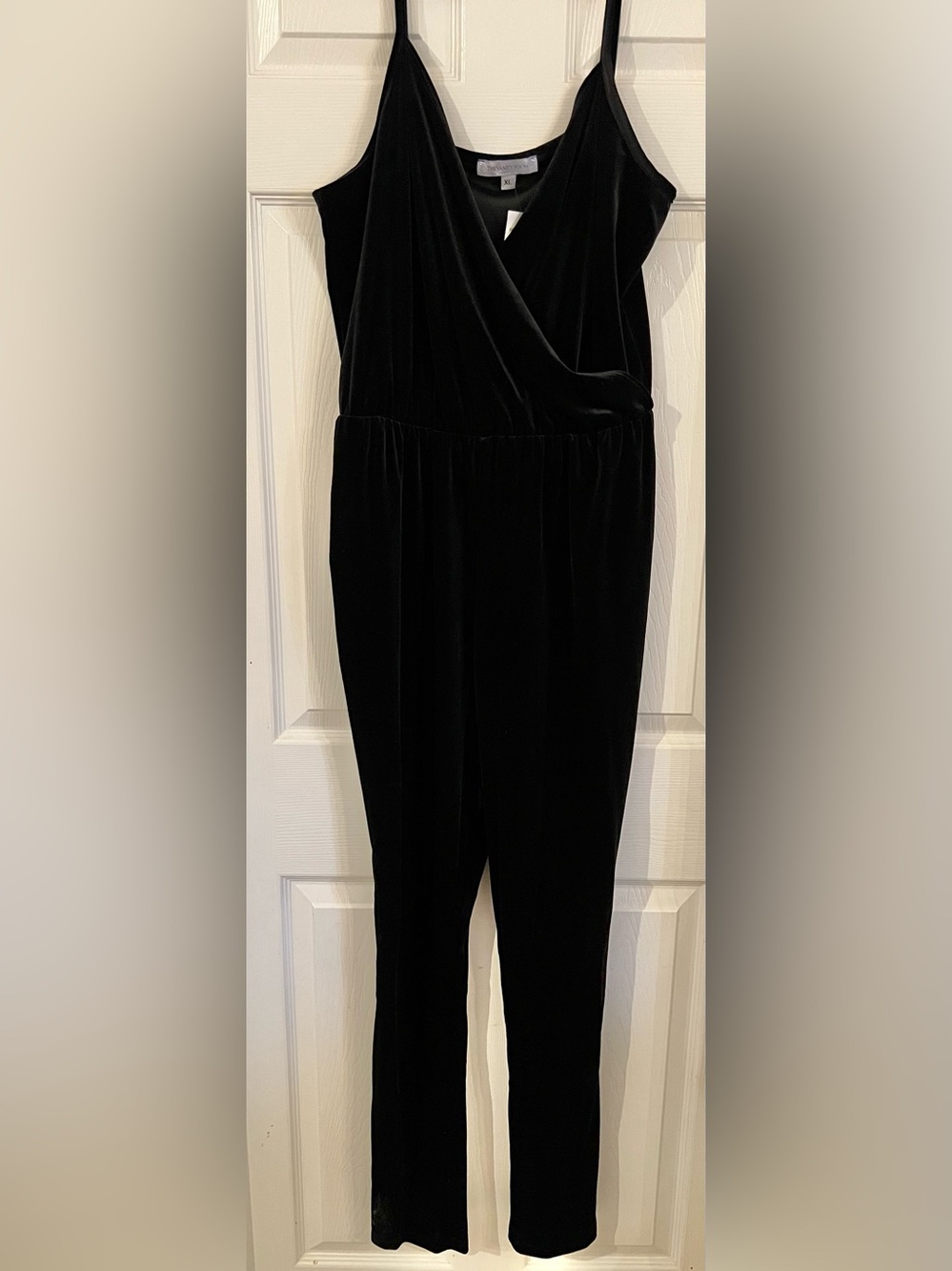 The Vanity Room Black Velvet V-Neck Sleeveless Strappy Jumpsuit Party XL